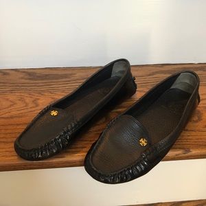 Tory Burch Black Loafers Sz 6